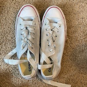 White converse